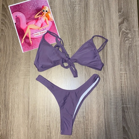 Sold out - Picture 4 of 9